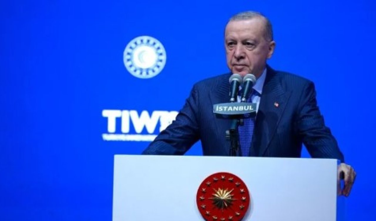 Cumhurbaşkanı Erdoğan’dan fon krizi açıklaması!  iş insanları alkışlarla karşılık verdi