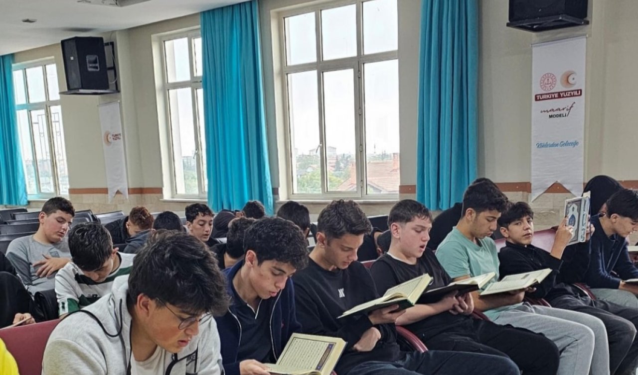 Konya’da İmam Hatiplerin mimarları unutulmadı: Hafızlar Kur’an okudu, hatimler bağışlandı