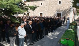 Afyon’daki kazada 4 can kaybı! Konya’da gözyaşlarıyla uğurlandılar