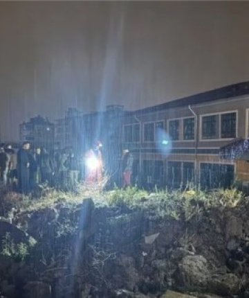 Antalya’da hortum nedeniyle parçalanan konteynerlerdeki 4 işçi öldü, 1 işçi yaralandı